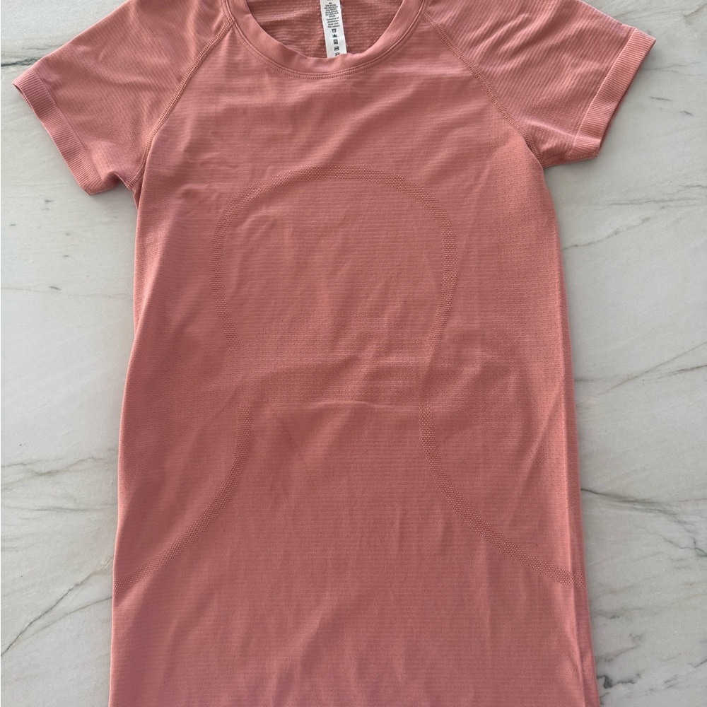 Lululemon Athletica Swiftly Tech Short Sleeve Top Size 4
